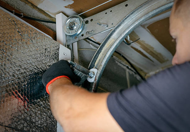 Affordable Garage Door Panel Replacement solutions in Glen Ellyn, IL